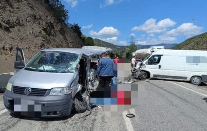 Taşkesti Tosunlar’da Trafik Kazası